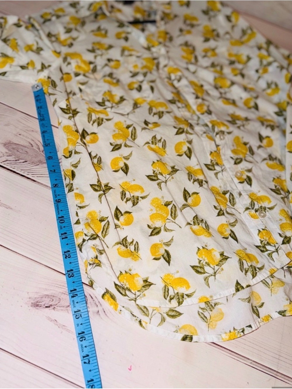 Gloria Vanderbilt Lemon Print Button Front Shirt Women’s Medium 100% Cotton Long - Picture 8 of 8
